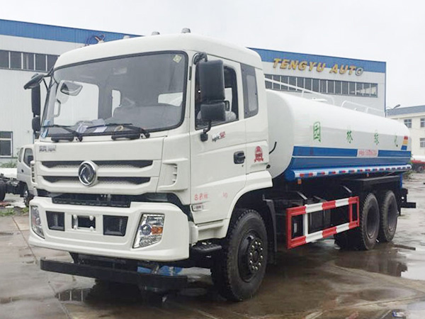 机动车的环保标志将按照尾气达标排放标准分为三个星级